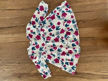 Adorable robe écru à fleurs 5 ans Okaidi