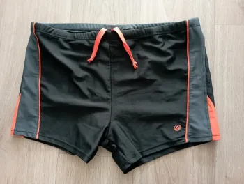 Maillot de bain taille 46 shorty