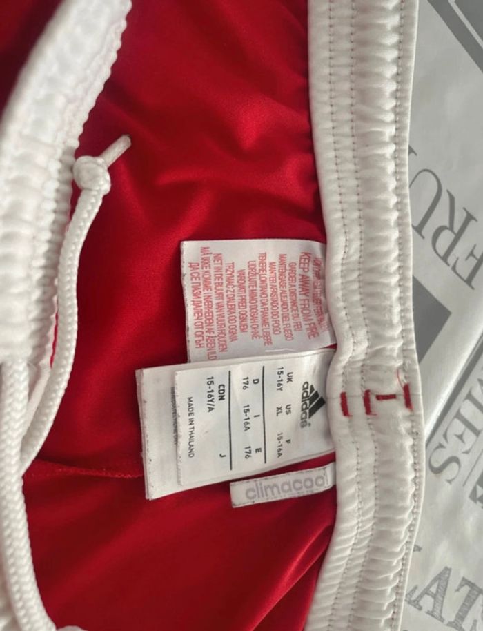 Short Adidas - photo numéro 3