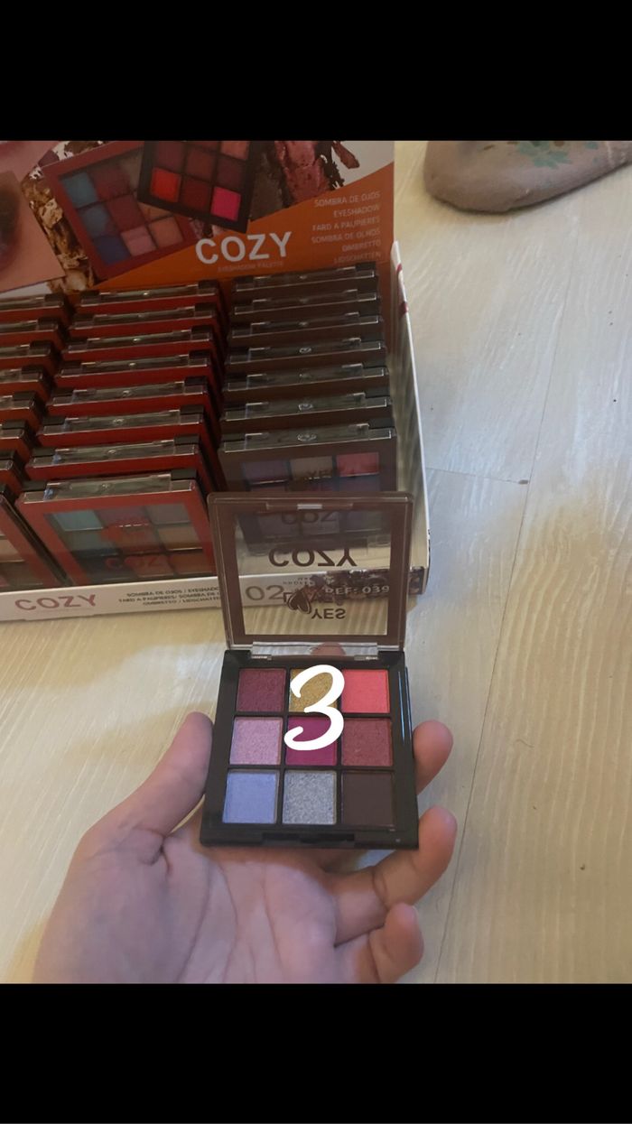 Palette de maquillage fard à paupière 9 fard - photo numéro 4