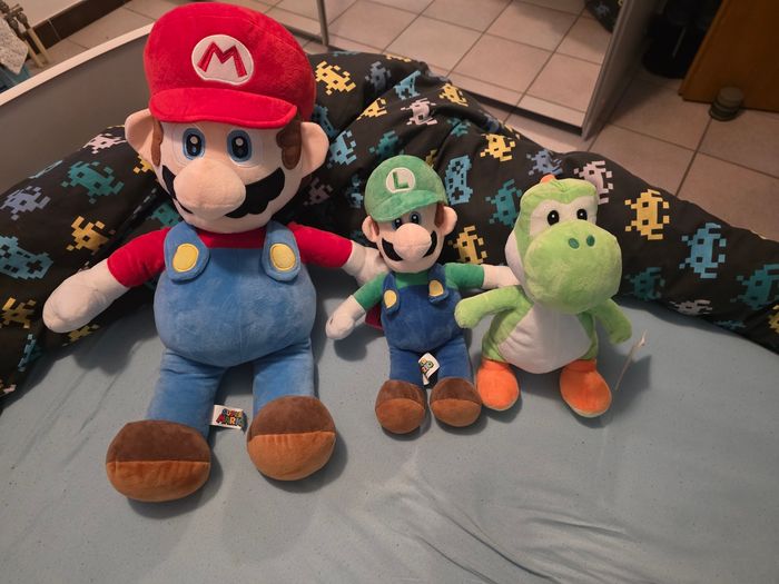 Lot peluches Mario