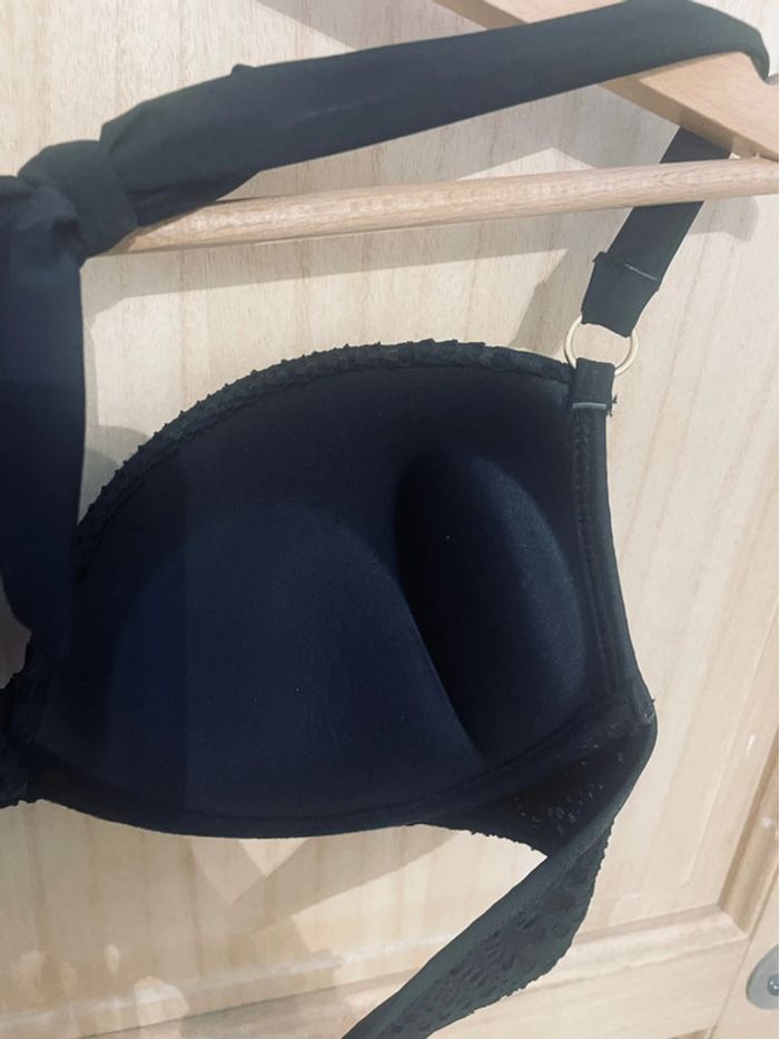 Haut de maillot de bain noir 95C – Super push-up neuf - photo numéro 12