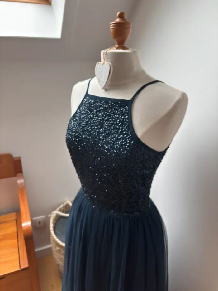 💙 Robe de soirée bleu marine Lace & Beads – T40 Prête à briller ? - photo numéro 4