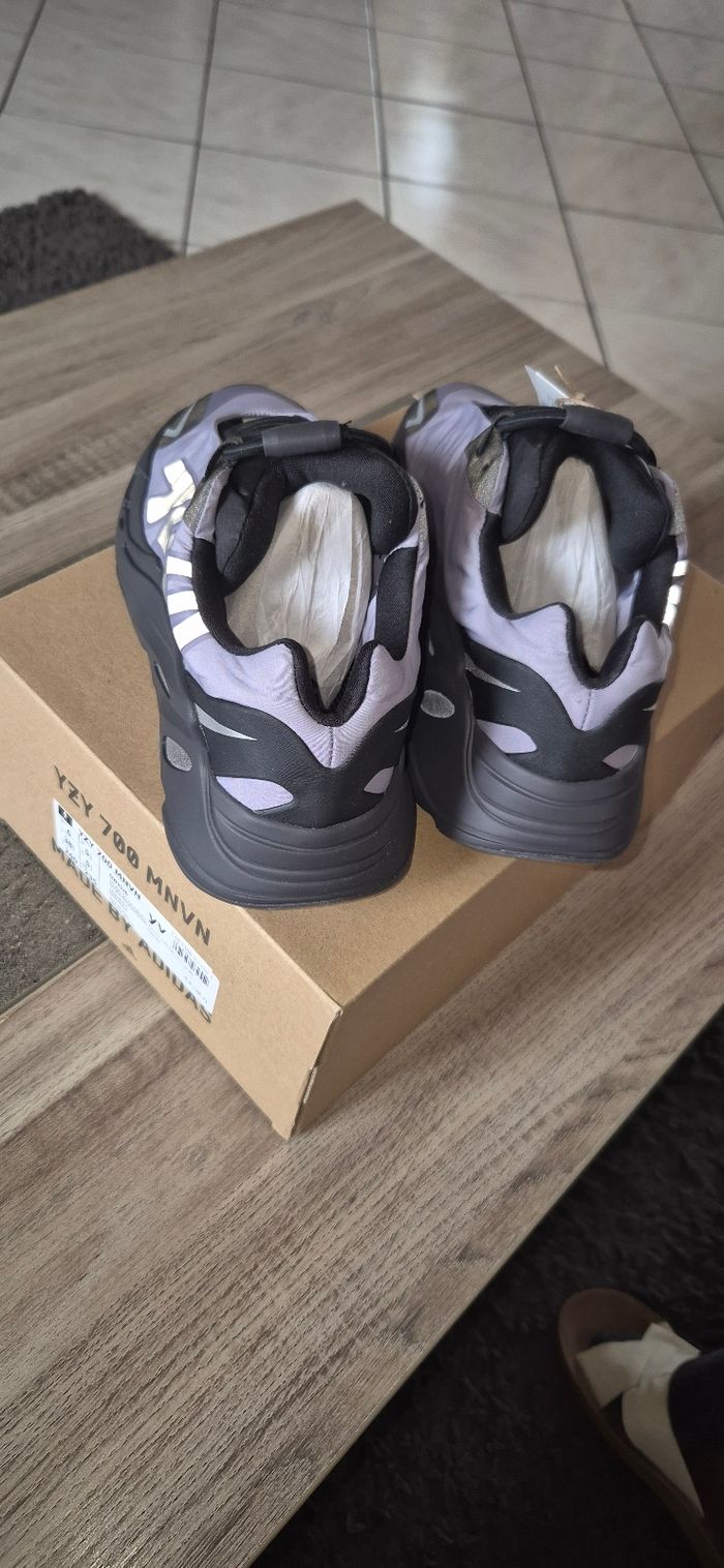 Yeezy 700 MNVN - photo numéro 3