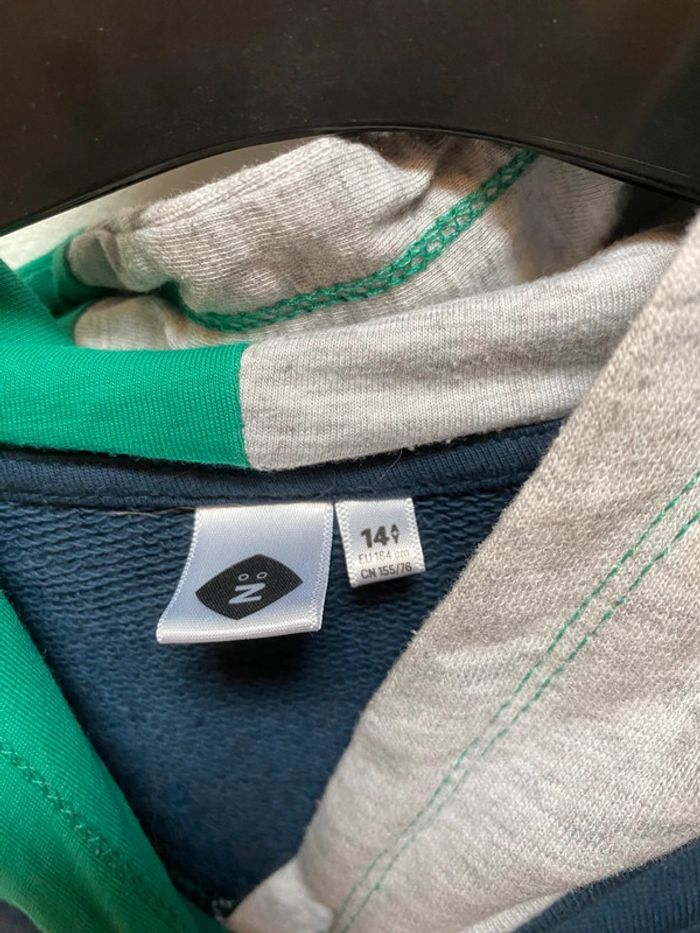 Sweat-shirt à capuche - photo numéro 2