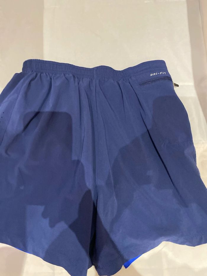 Short nike de sport M - photo numéro 4