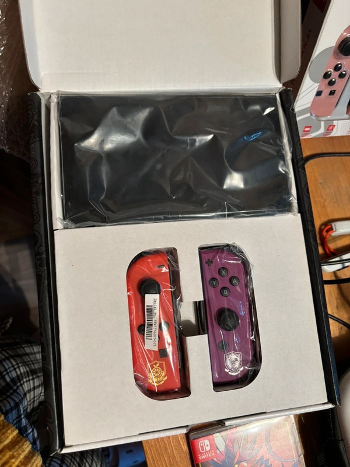 Nintendo switch Oled édition Pokémon écarlate et violet - photo numéro 9