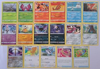 🃏 Lot de 17 cartes Pokémon JCC françaises 2021 Epée et Bouclier Styles de Combat