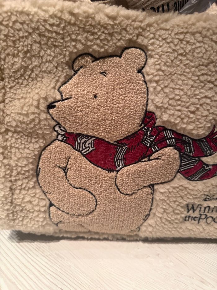Sac à main moumoute Winnie l’ourson Disney - photo numéro 2