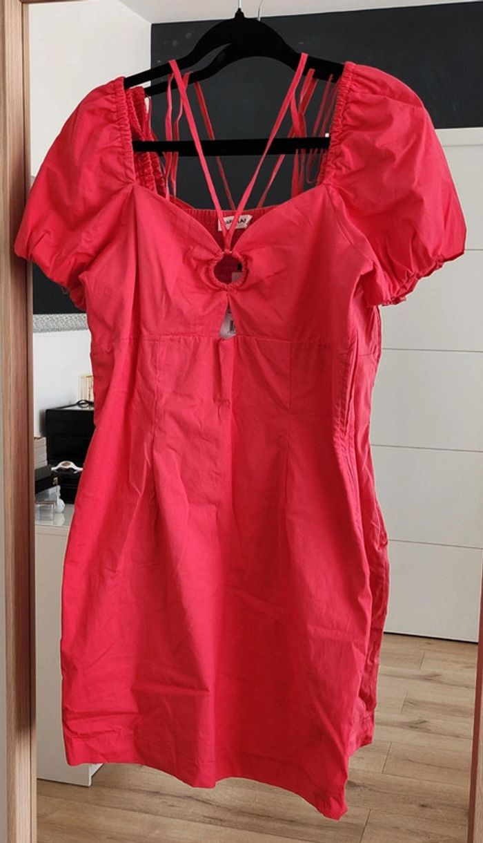 Robe manches courtes rose foncé taille 40 Naf Naf