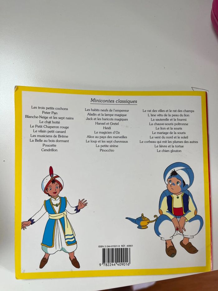 Livre aladin et la lampe magique - photo numéro 2