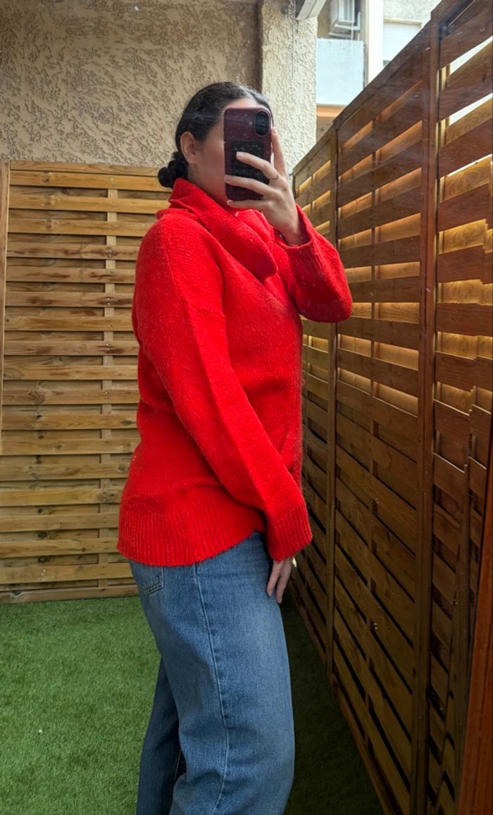 Pull col roulé rouge - photo numéro 2