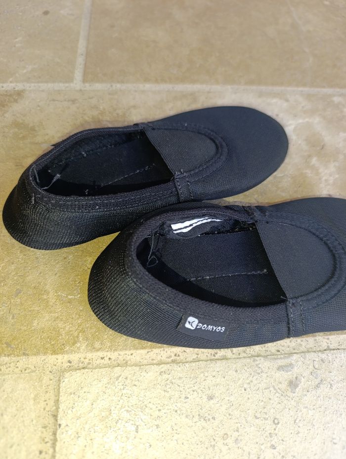 Paire de chaussons mixtes pointure 26 27 - photo numéro 3