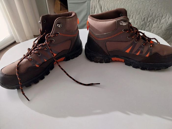 Chaussure de randonnée montante T40 - photo numéro 3