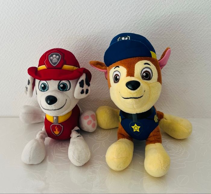 Lot 2 peluches doudous Pat Patrouille