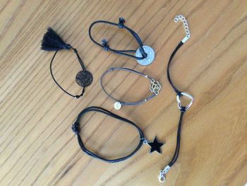 Lot de 5 bracelets fantaisie