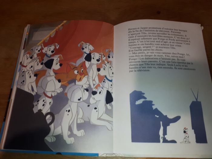 Livre les 101 dalmatiens - photo numéro 3