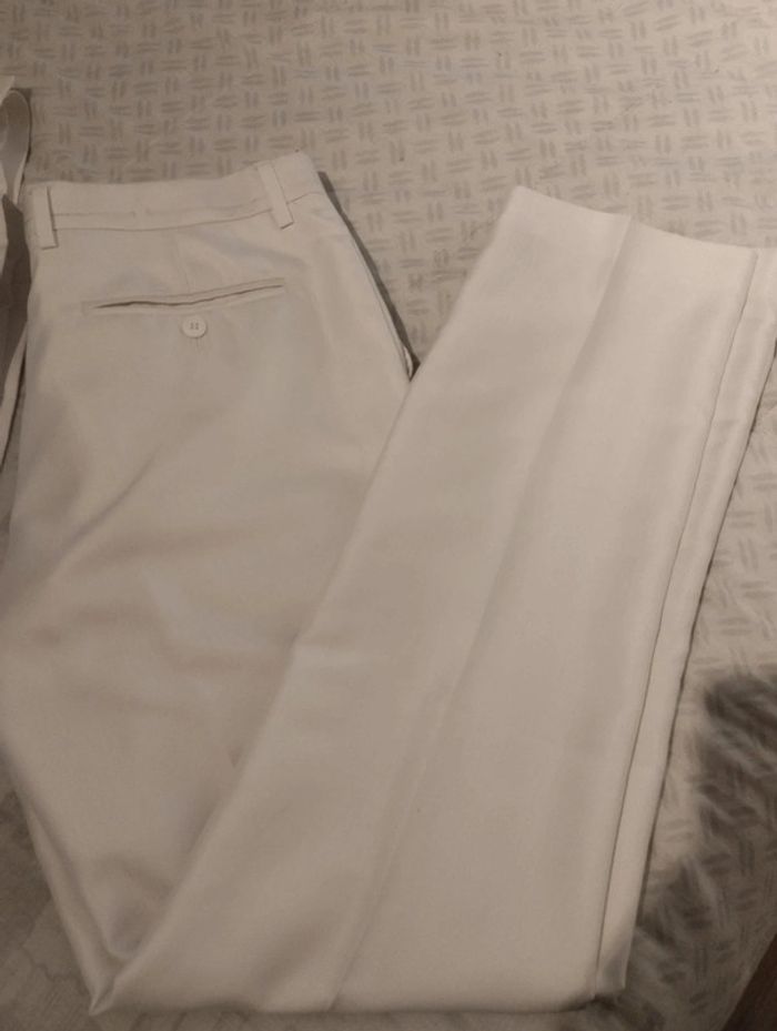 Costume blanc 2 pièces - photo numéro 4