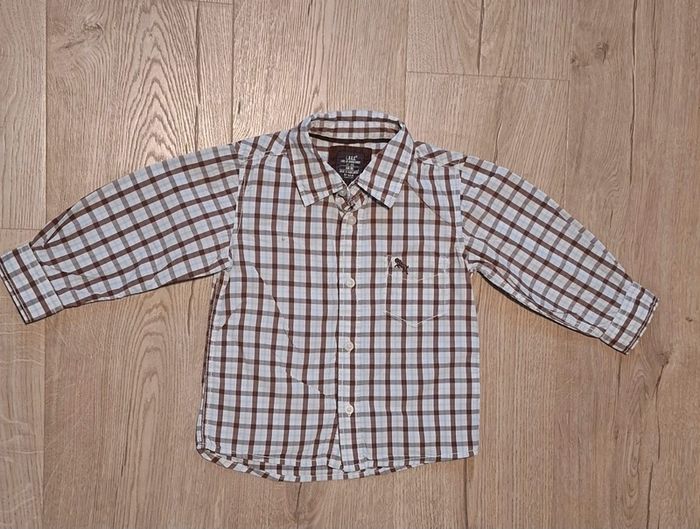 Lot 6 chemises 18mois (dont 1 neuve) - photo numéro 5