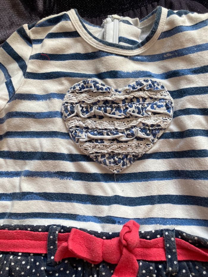 Lot 3 robes 18 mois - photo numéro 2