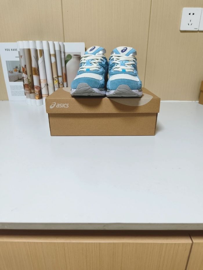 Originais ASICS Gel-NYC Cream Arctic Sky Taille 42.5 - photo numéro 5