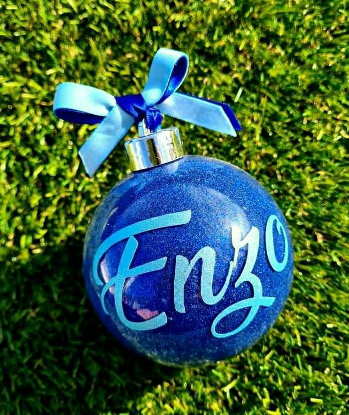 Boule de Noël personnalisée à paillettes