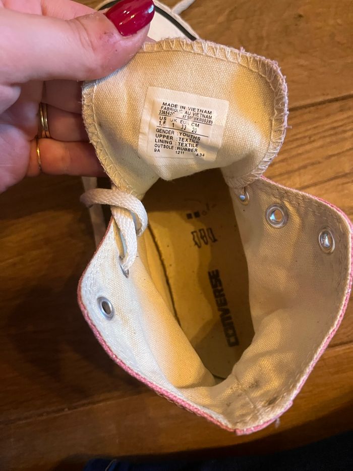 Converse - photo numéro 2