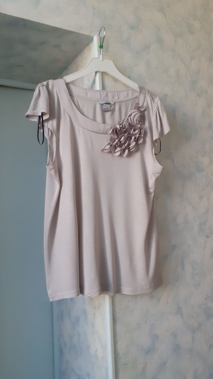 Tee-shirt femme taille 42 - photo numéro 1