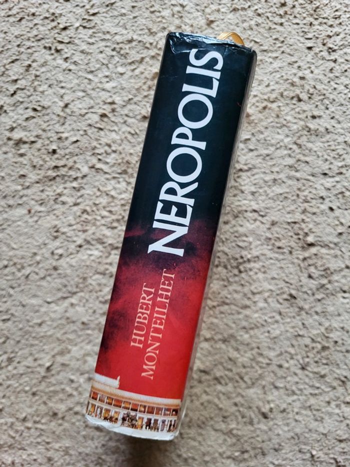 Néropolis, Roman des temps néroniens d'Hubert Monteilhet - photo numéro 4