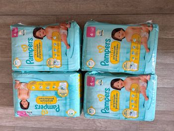 Mega pack xxl de 152 couches pampers premium taille 4 neuf 