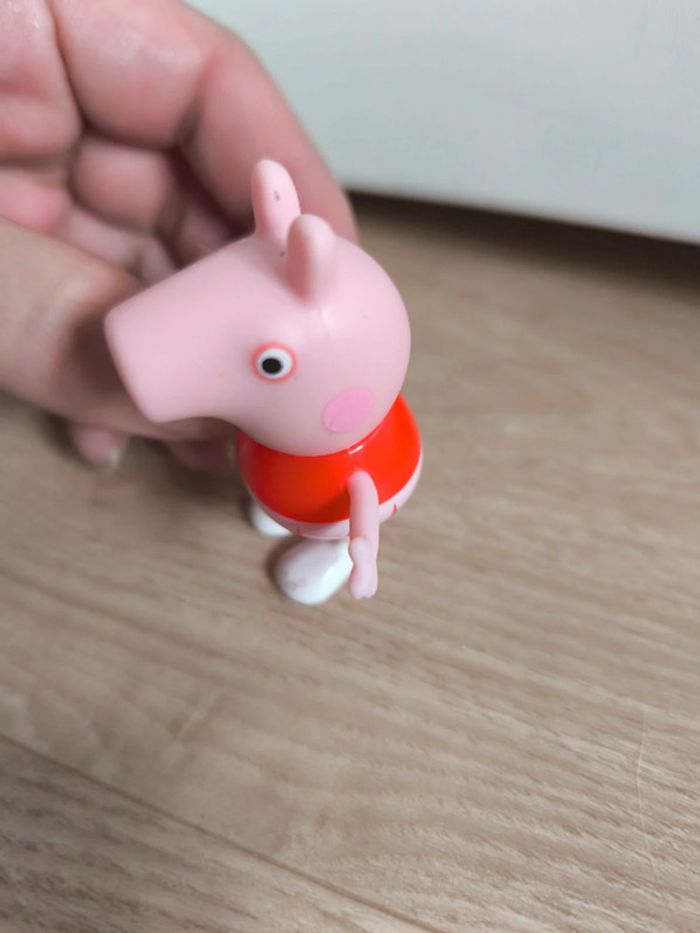 Figurine Peppa pig - photo numéro 2