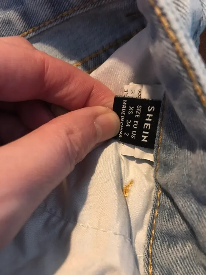 2 jeans fille xs - photo numéro 4