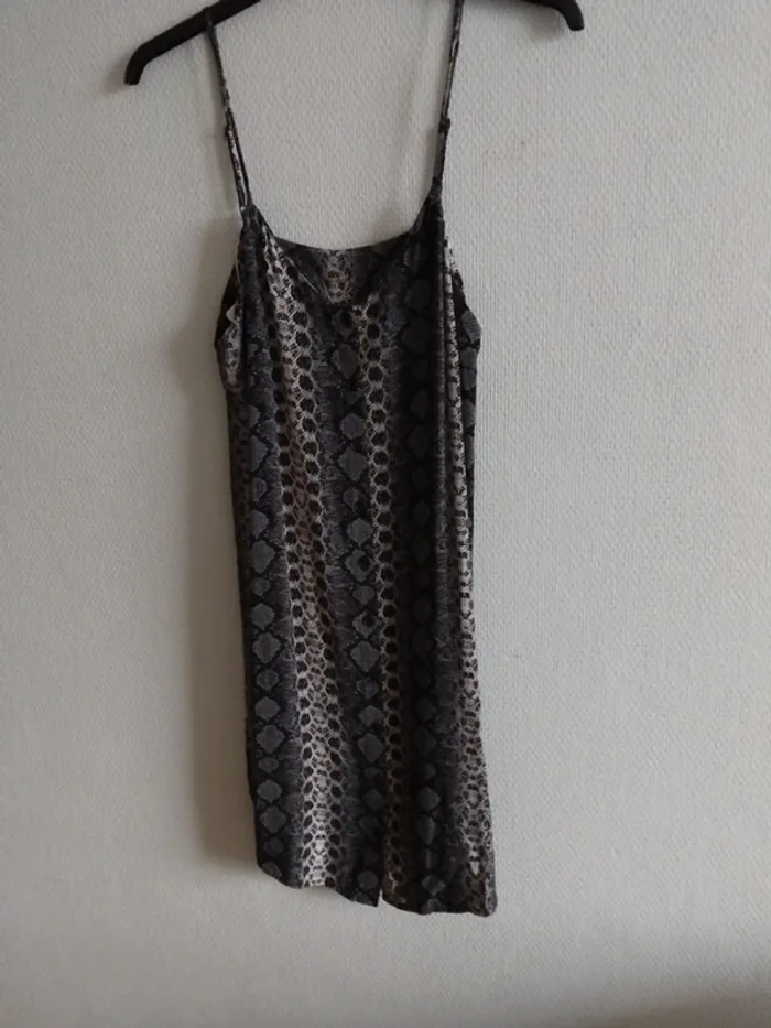 Robe taille M - photo numéro 2