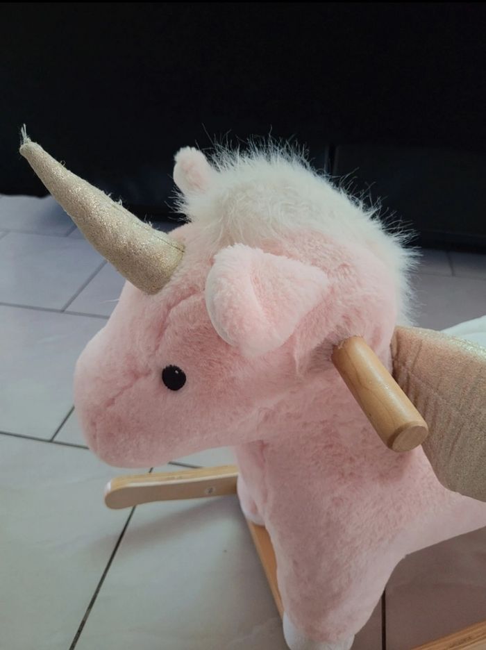Licorne à bascule - photo numéro 7
