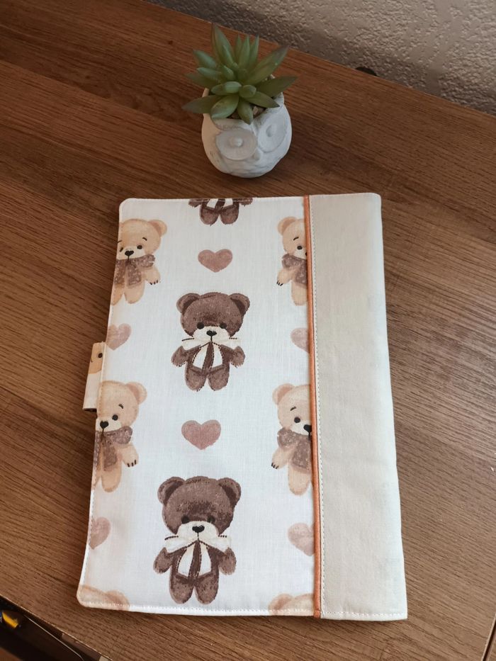 Protège carnet santé - photo numéro 2