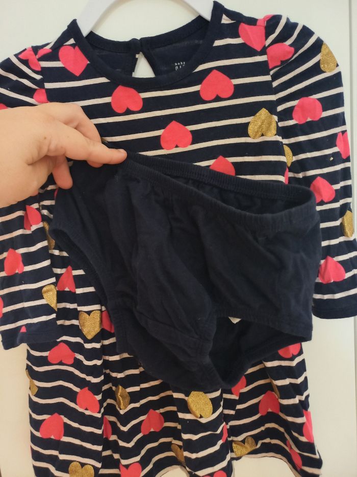 Robe 6/12 mois baby gap - photo numéro 3