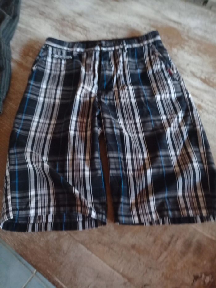 Lot de 3 bermudas Vans RipCurl Boboli - photo numéro 2