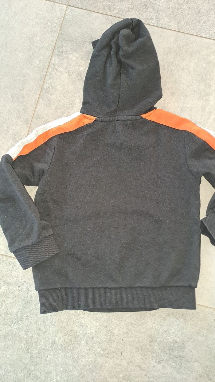 Pull à capuche - photo numéro 3