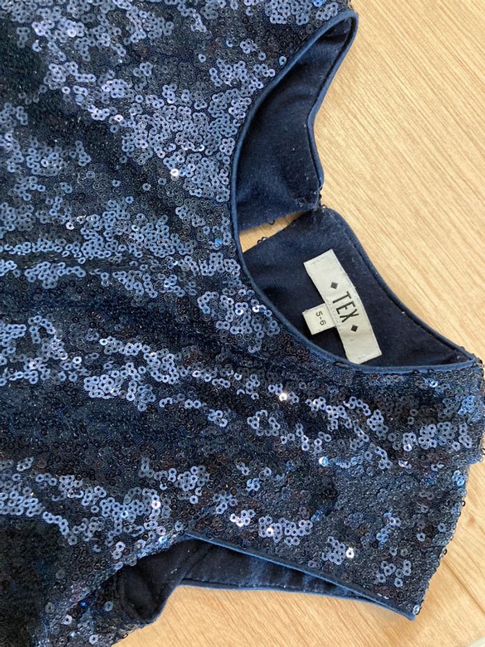 Magnifique Robe 5/6ans - photo numéro 2