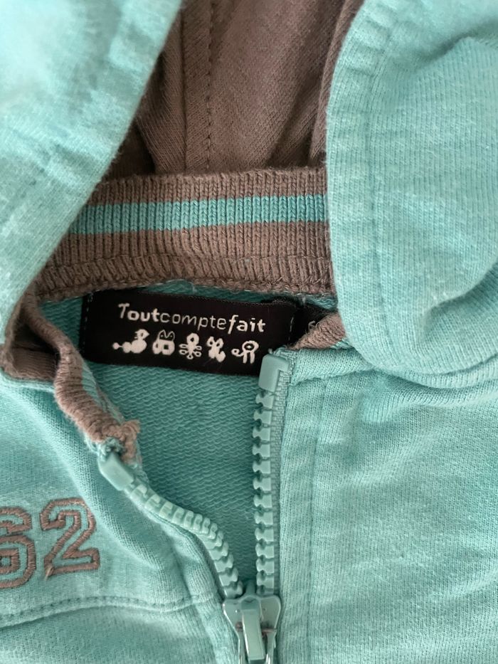 LOT 2 GILETS ZIPPES - photo numéro 3