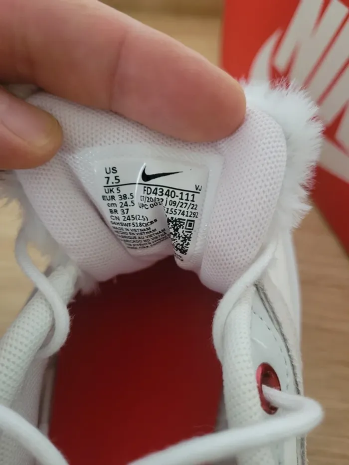 Nike Air Max Bliss T38,5 100% Authentique - photo numéro 16