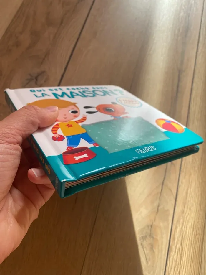 Livre Cache cache - photo numéro 3