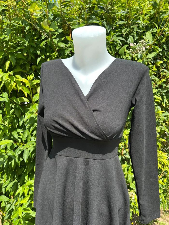 🌟 Élégante robe noire 🌟 - photo numéro 2