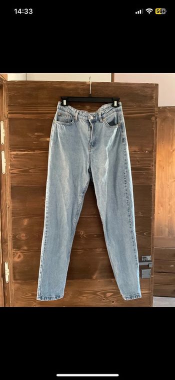 Jean bleu clair coupe mom primark