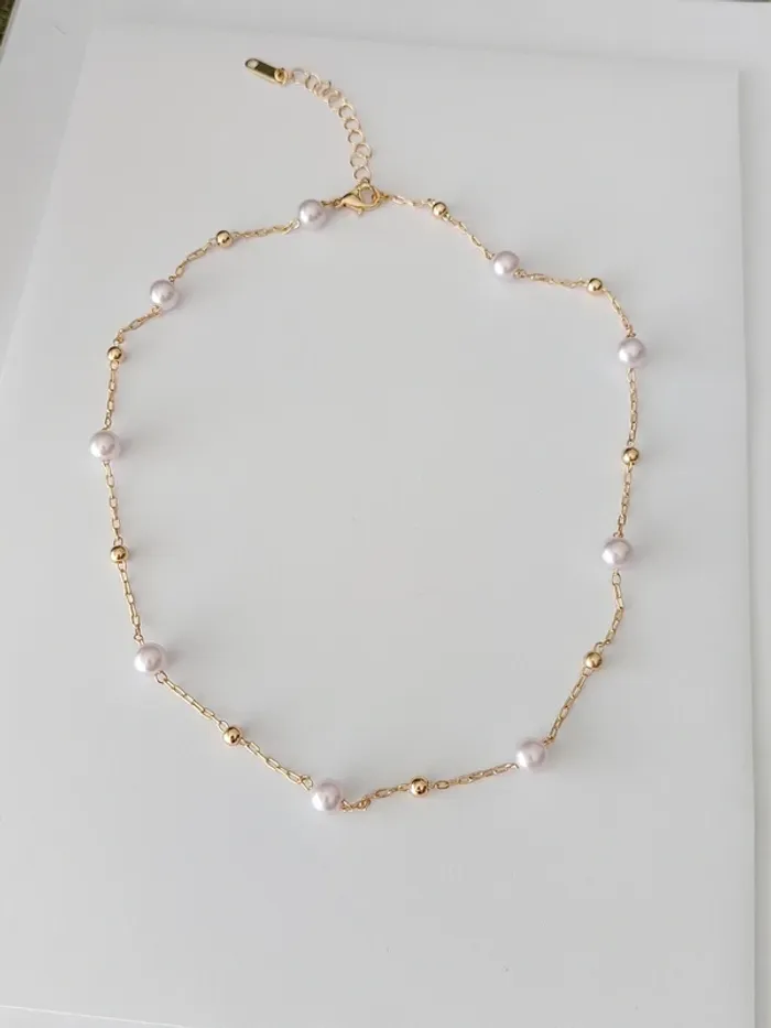Collier perles blanches nacrées  - acier inoxydable  - tendance bohème 🌊 - photo numéro 2
