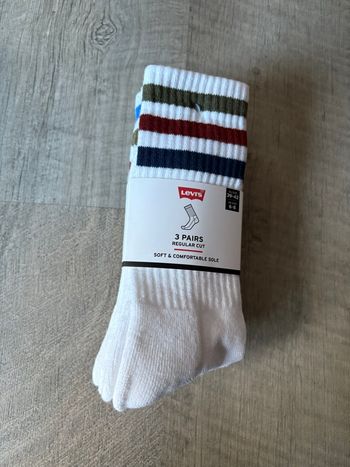 3 paires de chaussettes neuves Levi’s