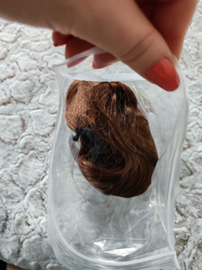 Serre tête avec demi perruque chatain ondulé synthétique - photo numéro 3