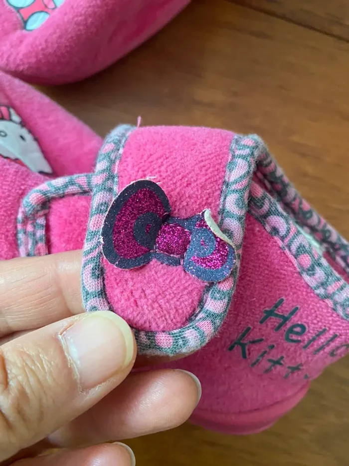 Chaussons fille hello kitty 27 - photo numéro 3
