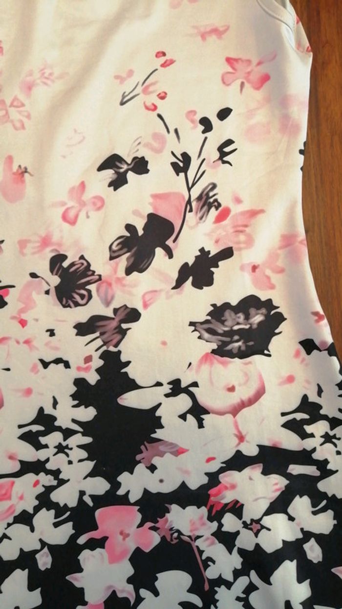 Robe moulante dégradée fleurie - photo numéro 2