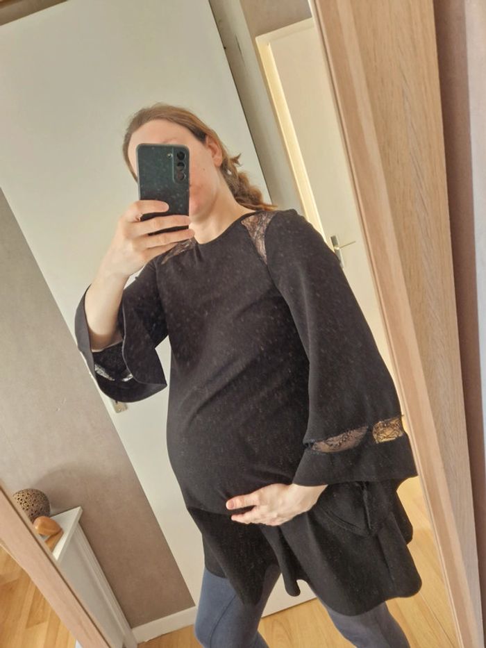 Robe noir et dentelle taille 38